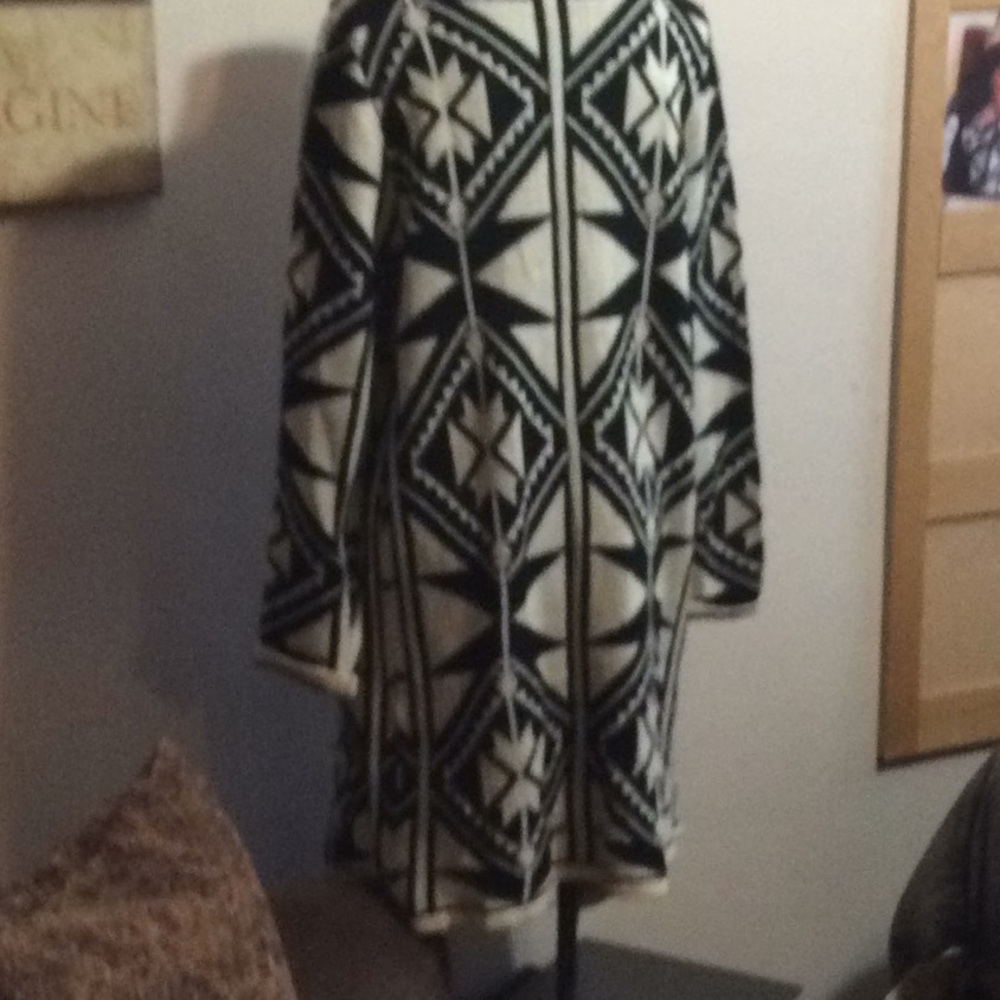 Long sweater - Picture 3 of 3